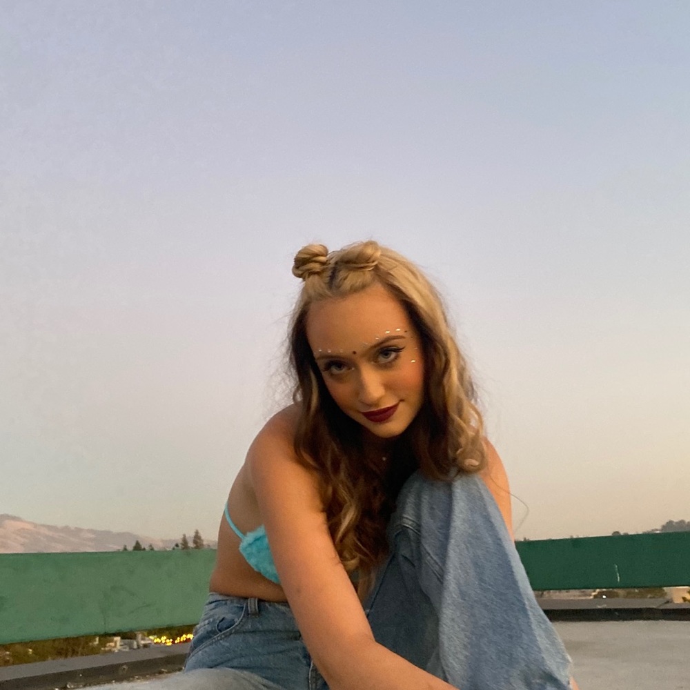 Meet your Posher, Angelle